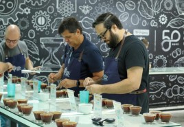 Júri internacional avalia os melhores cafés do 11º Prêmio Região do Cerrado Mineiro