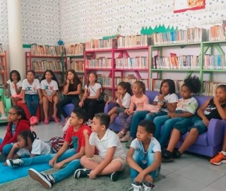 Imagem 4 do post CRAS Geraldo Tuniquinho proporciona as crianças do SCFV visita a Biblioteca Pública Municipal Idalides Paulina de Souza