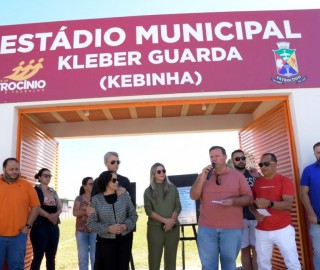 Imagem 5 do post Bairro Carajás tem Estádio inaugurado e Vereadores participam de momento histórico