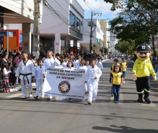 Imagem 4 do post Desfile Cívico no Dia da Independência: Patrocínio Celebra o Brasil de Todos e Para Todos