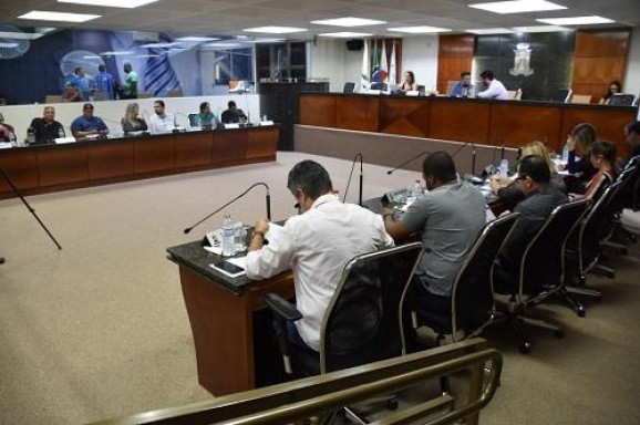 Câmara Municipal realiza 13ª Reunião Ordinária