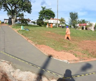 Imagem 2 do post Secretaria Municipal de Obras Públicas segue com serviços de construçãode calçadas