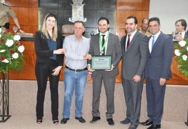 Trabalho do HC Patrocínio é reconhecido com ‘Mérito Legislativo’ entregue pela Câmara Municipal