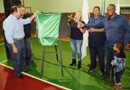 Governo Municipal entrega melhorias no Poliesportivo de Silvano