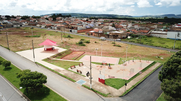 Governo Municipal entrega reforma da Praça da Saúde dos bairros Nações e Serra Negra