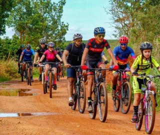 Imagem 3 do post Pink Team, Ciclo  Cerrado e Cafebras realizaram Pedal Solidário