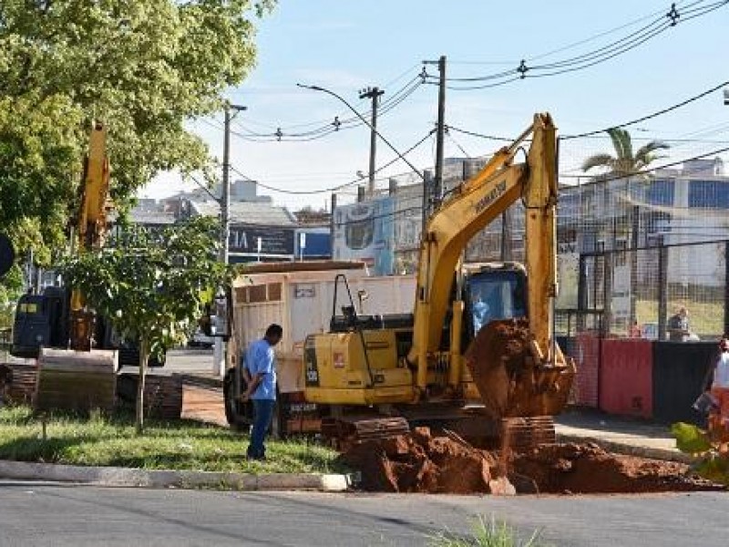 Governo Municipal inicia segunda etapa das obras de canalização e revitalização da...