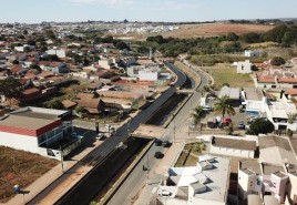 Seguem obras de melhoria na Avenida José Amando de Queiroz