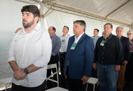 Prefeito Deiró Marra participa de cerimônia de inauguração da nova unidade da Cooxupé