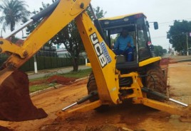 Governo Municipal e DAEPA executam obras de saneamento na Avenida Marciano Pires