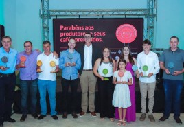 Em grande noite, APCCER apresenta vencedores do 9º Prêmio de Qualidade de Cafés Fairtrade