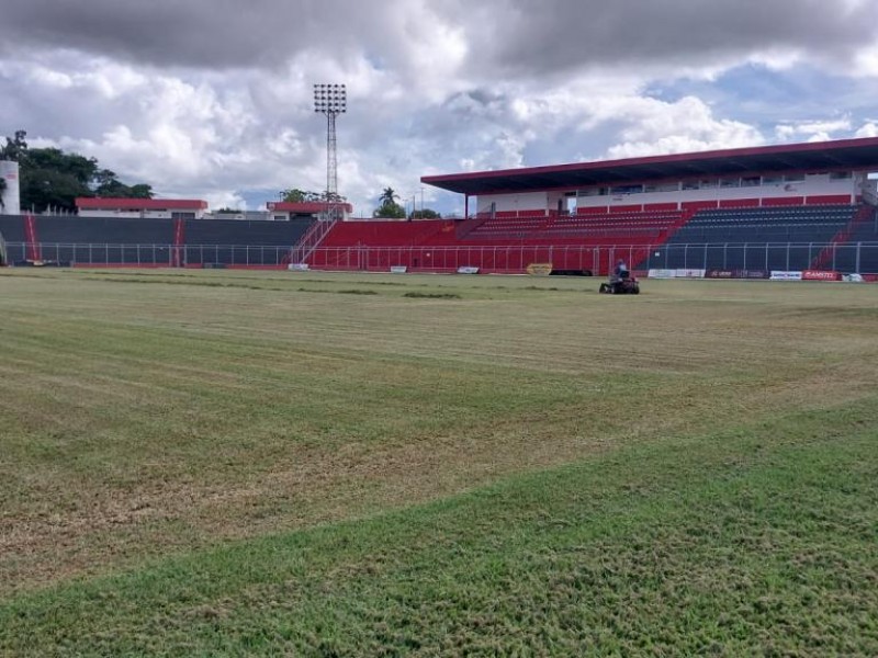Estádio Pedro Alves do Nascimento passa por melhorias para receber os jogos...